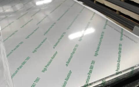 轻量化7475铝合金板 - 高品质铝合金，工业应用的理想选择